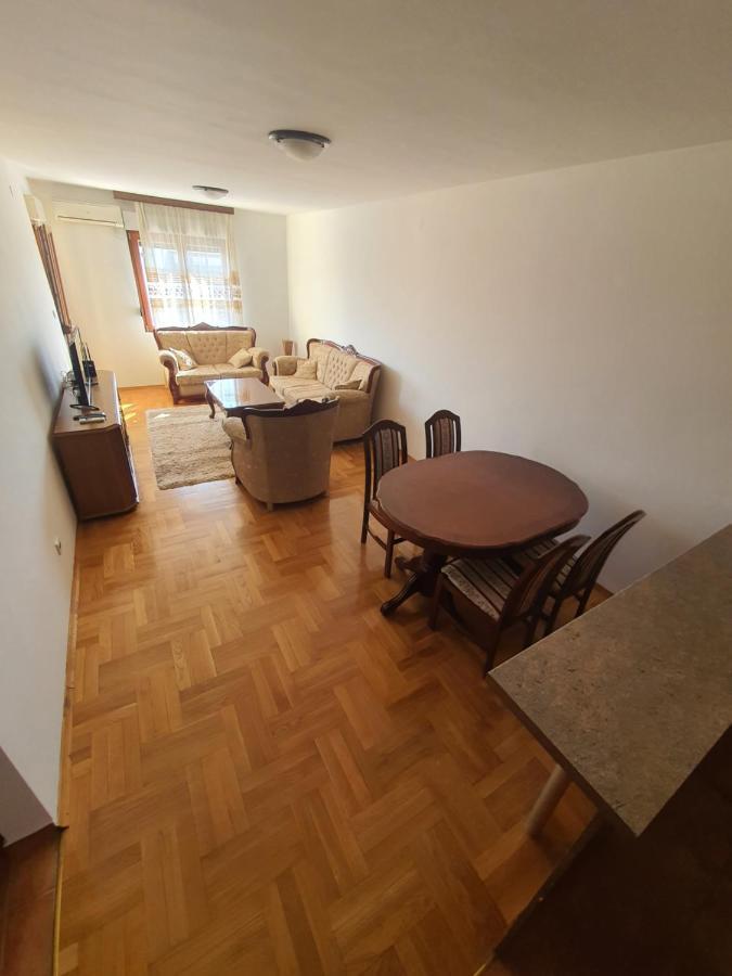 Oksana Apartment Подгорица Экстерьер фото