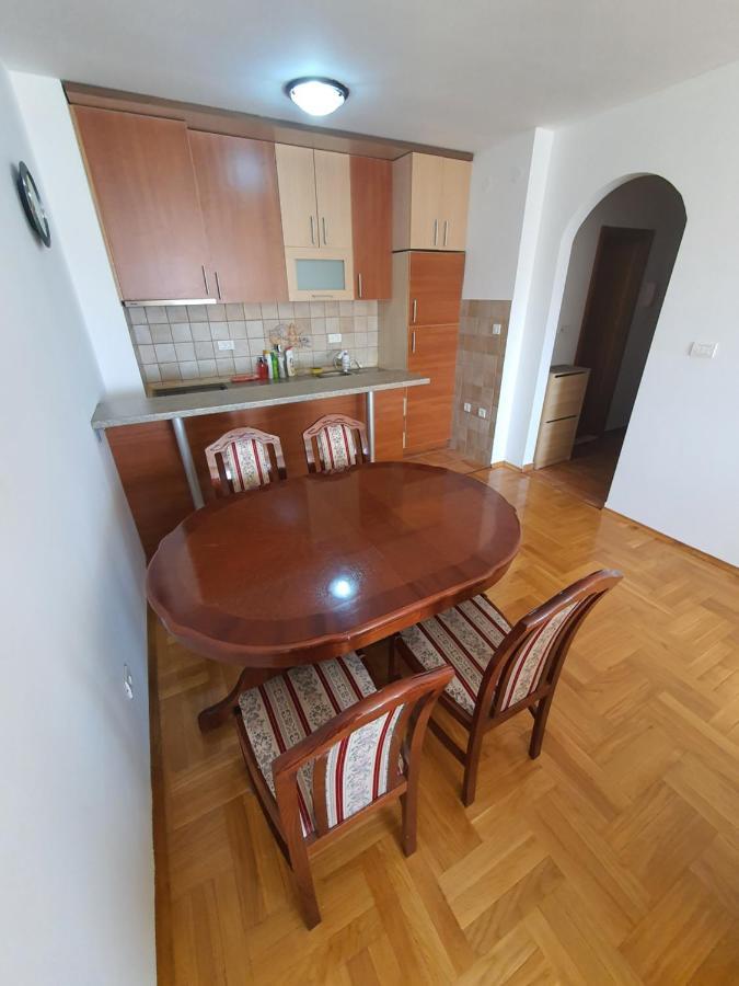 Oksana Apartment Подгорица Экстерьер фото