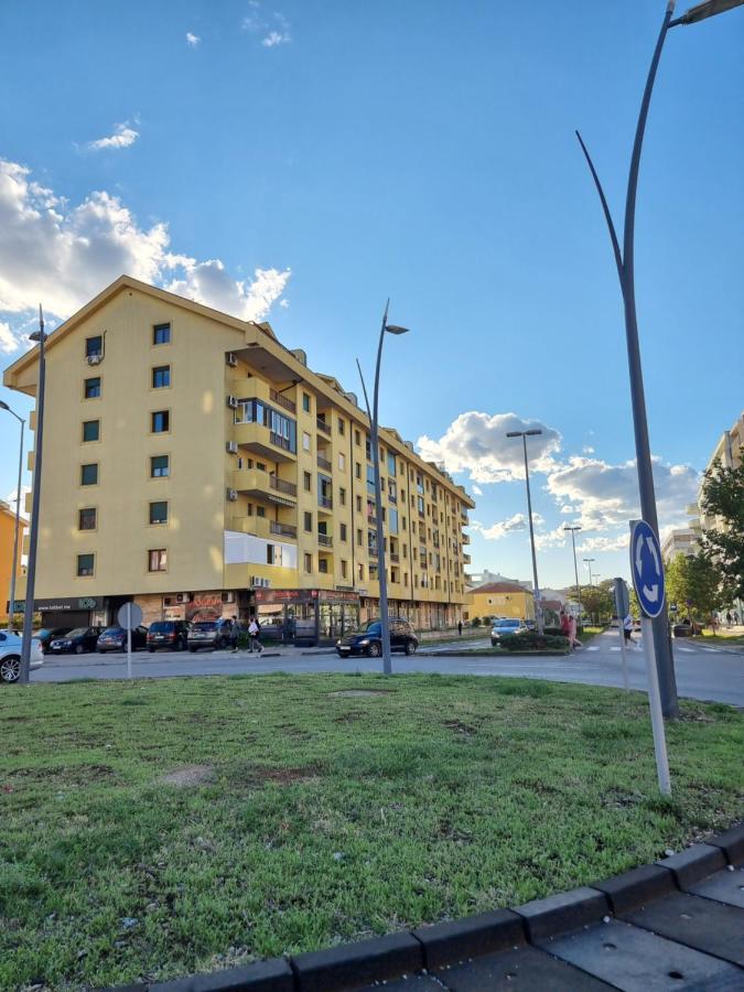 Oksana Apartment Подгорица Экстерьер фото