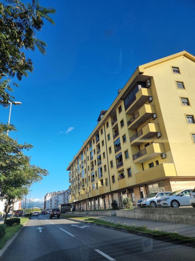 Oksana Apartment Подгорица Экстерьер фото